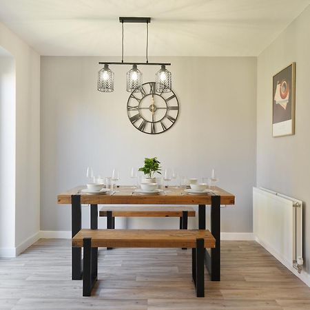 Mersey Way, Spacious 3 Bed Home, Close To Sheffield City Centre & Free Driveway Parking - Perfect For Workers, Groups & Families - Hosted By Stay Host Save 外观 照片