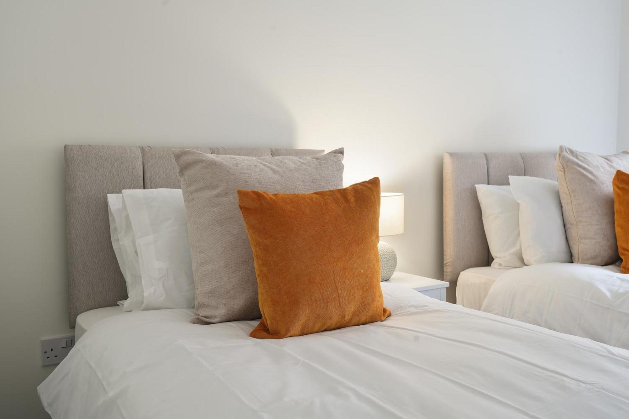 Mersey Way, Spacious 3 Bed Home, Close To Sheffield City Centre & Free Driveway Parking - Perfect For Workers, Groups & Families - Hosted By Stay Host Save 外观 照片