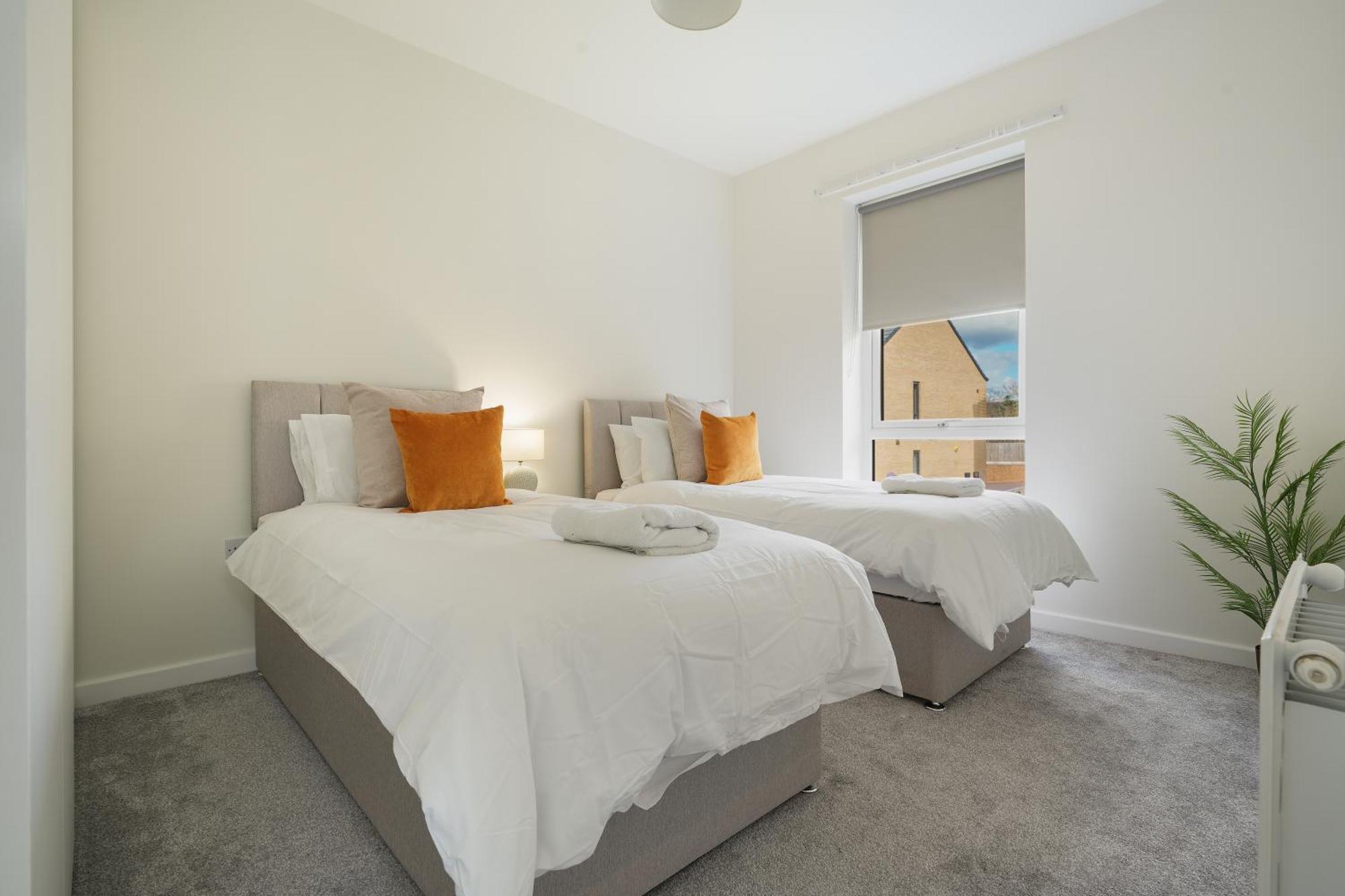 Mersey Way, Spacious 3 Bed Home, Close To Sheffield City Centre & Free Driveway Parking - Perfect For Workers, Groups & Families - Hosted By Stay Host Save 外观 照片